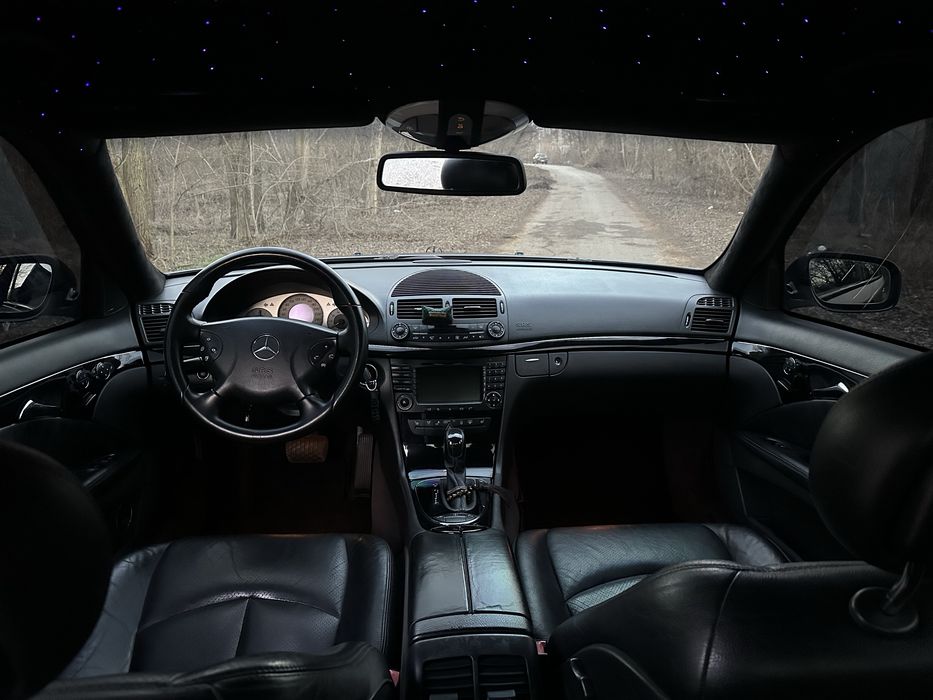 Mersedes benz w211 e500 AMG