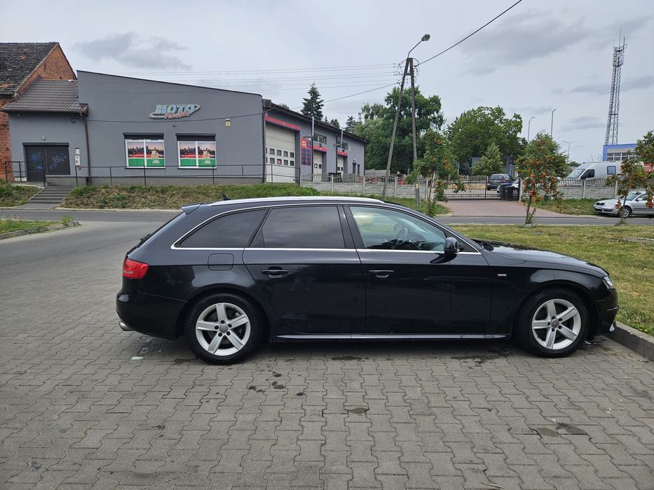Audi A4 B8 S-Line 2010r