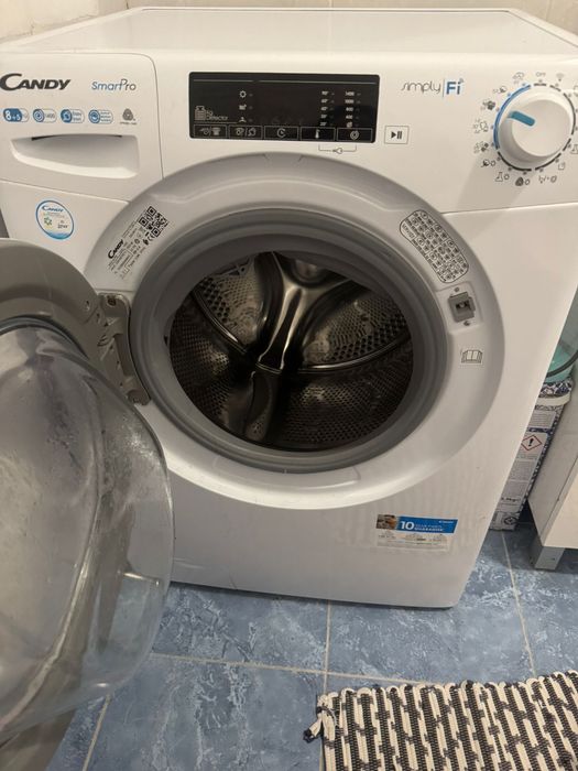 Maquina de Lavar e secar roupas