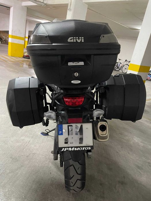 Suzuki V-Strom 650 | 08/2024 | 6.164 km | Garantia oficial até 08/2027