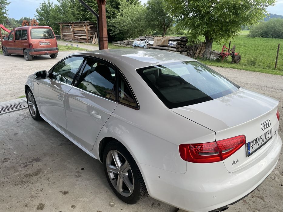 Audi a4 b8 quattro sedan