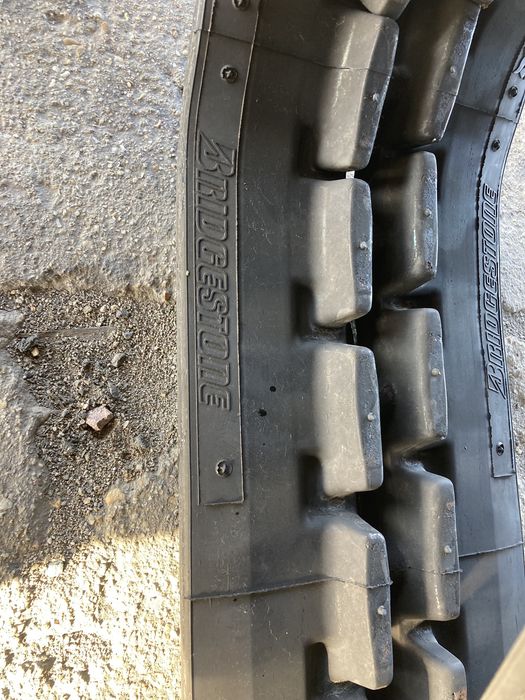Gąsienice 230x36x96 Bridgestone Nowe
