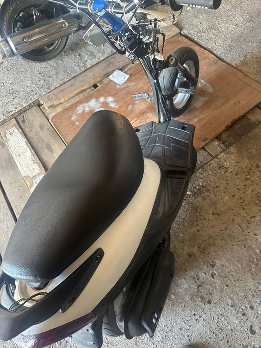 Продам скутер yamaha jog sa 24bj (basic)