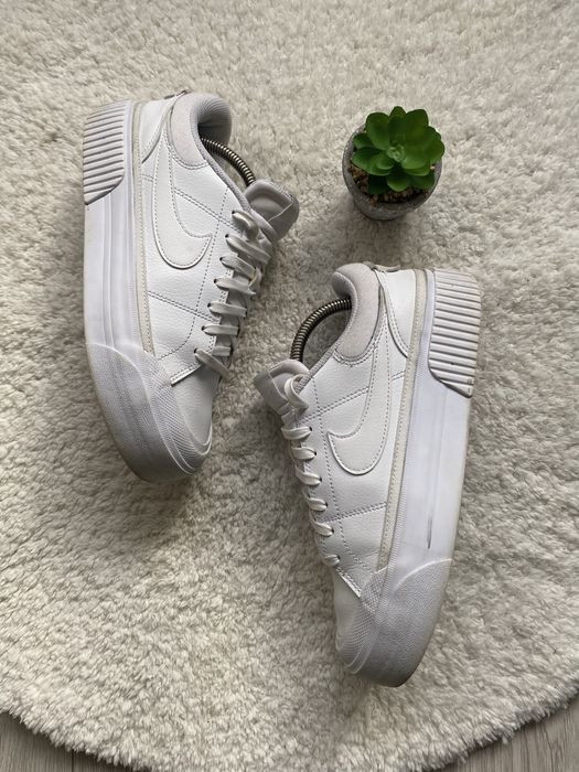Женские Кожаные Кроссовки Nike Court Royal 40р(25,5см)