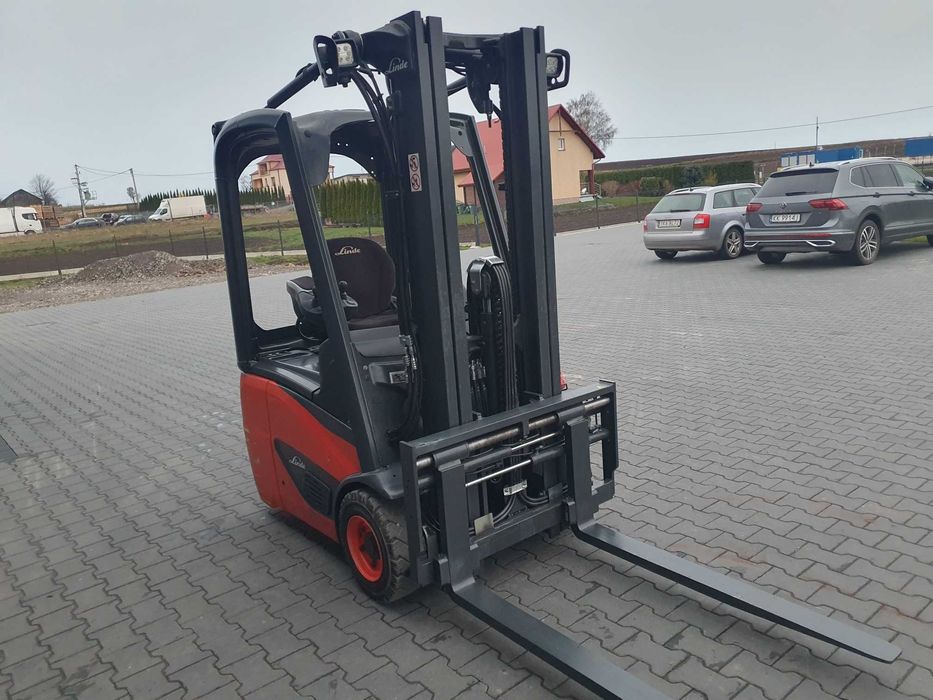 Wózek widłowy LINDE E12-02 Triplex Pozycjoner Wolny SKok E14 E16 E18