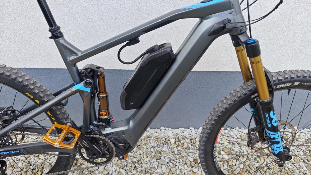 Rower elektryczny Focus Sam 2 Pro w rozmiarze L/XL 756wh