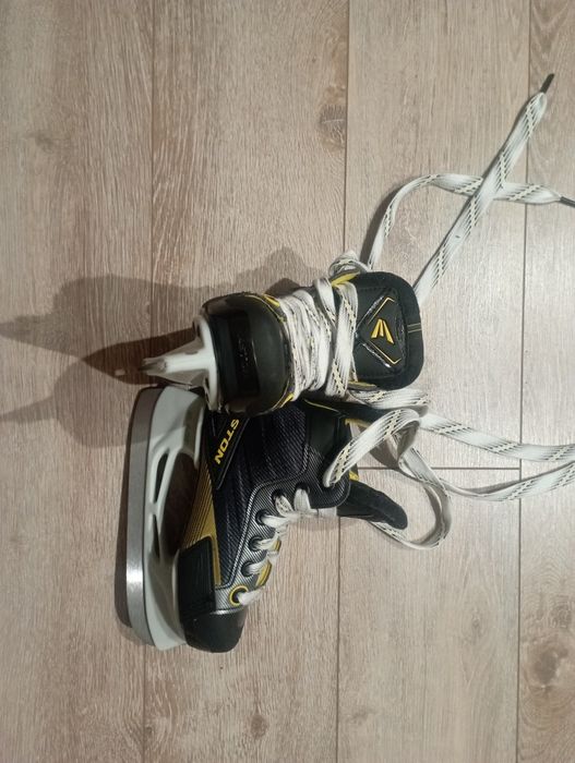 Ковзани easton розмір Y10d 18см