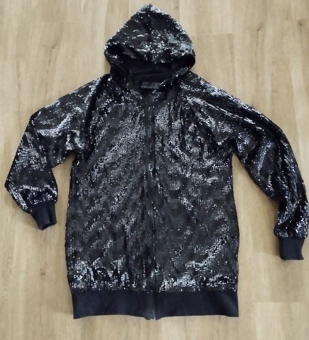 Bluza cekinowa w rozmiarze M