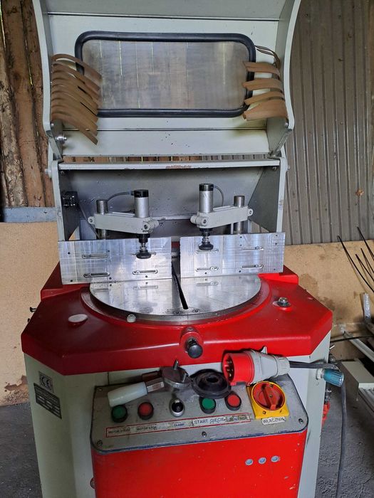 Piła Wegoma UFS400A