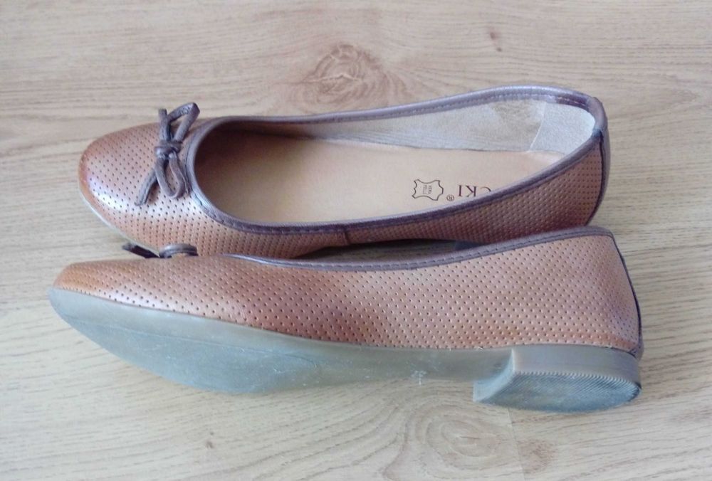 Baleriny skórzane damskie Lasocki 35