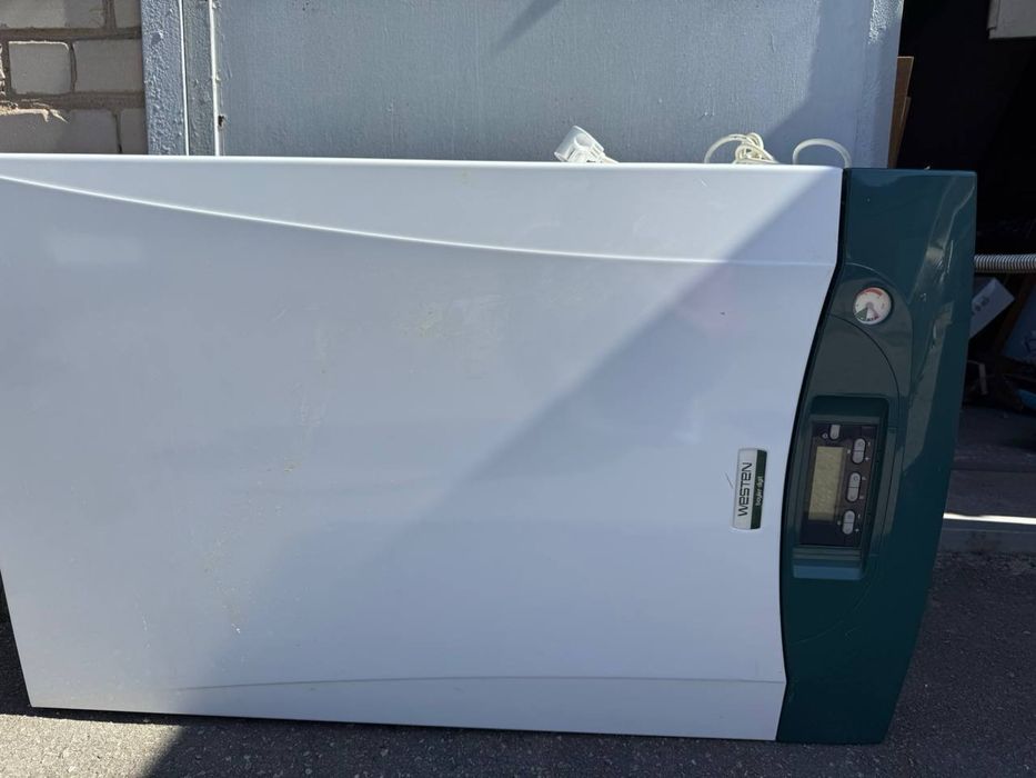 Продам газовый котел в отличном состоянии поддерживает теплые полы