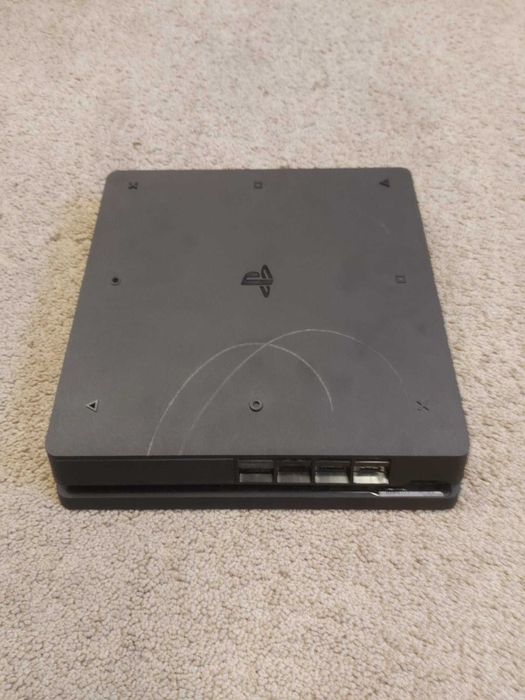 PlayStation 4 Slim 1TB