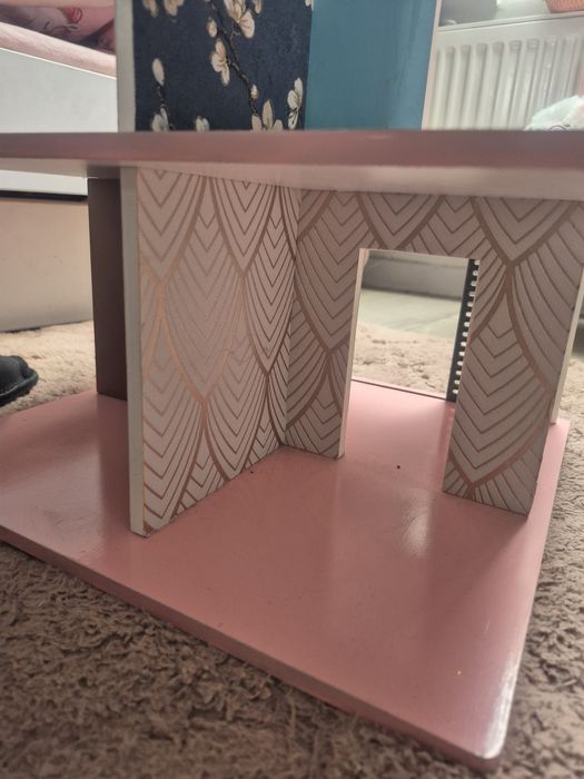 Domek drewniany dla lalke  Hand made