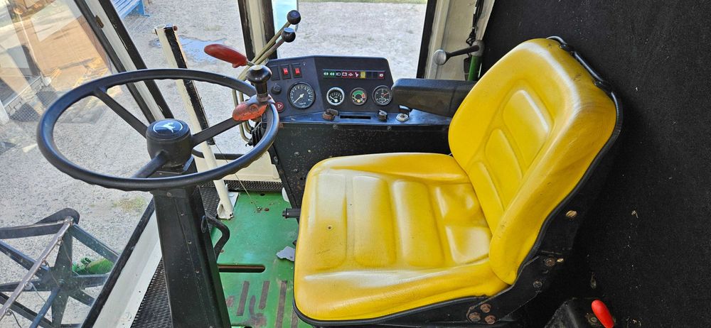 Комбайн зернозбиральний John Deere 1042 2.6m