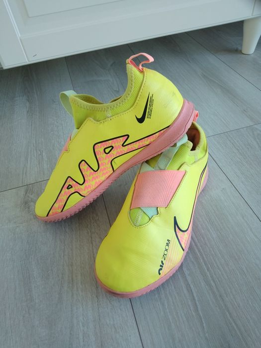 Nike Zoom Mercurial Vapor 15 Academy IC Indoor buty piłkarskie halówki
