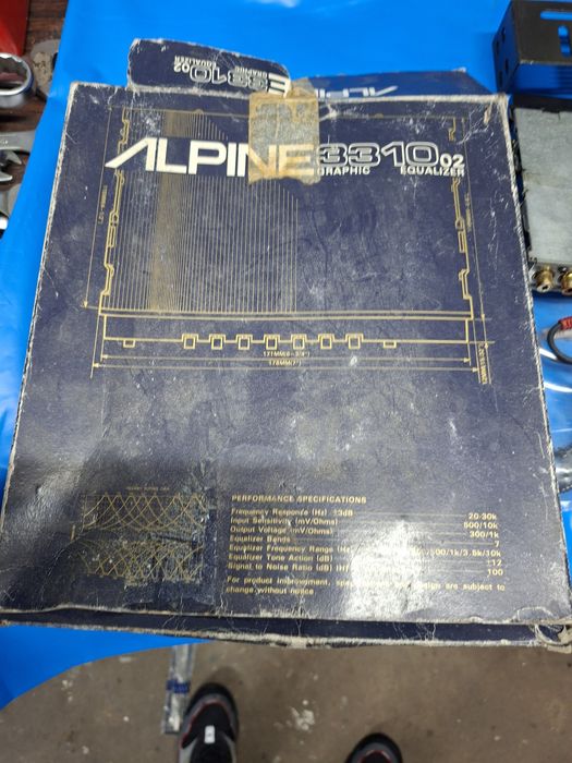 Equalizador alpine 3310