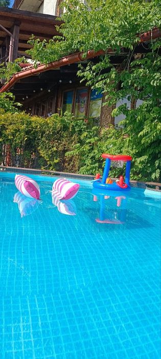 Будинок Садиба "Чаверед" біля Львова- для проживання і відпочинку