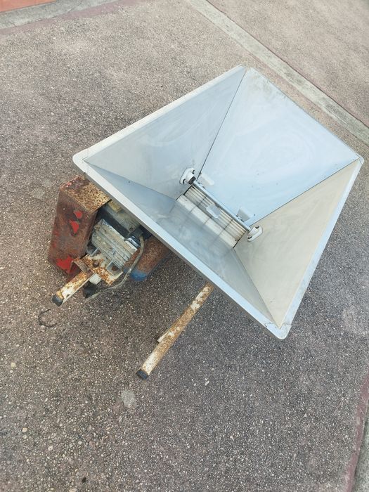 Esmagador elétrico.