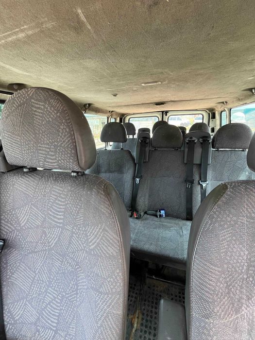 Ford Transit 9 lugares 2001