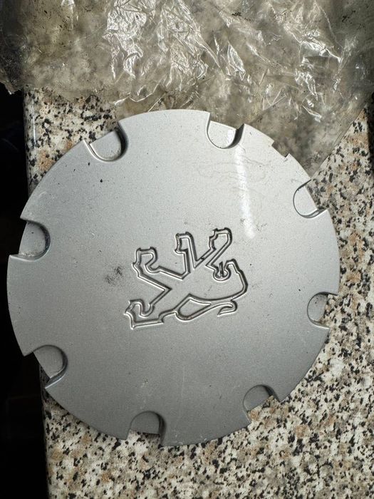Peugeot 1990 - 9153876180 Centros Metálicos 6-15/16"