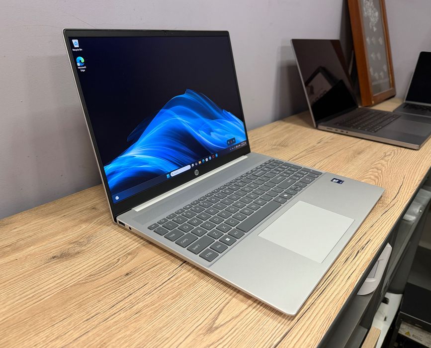 Новий ноутбук HP OMNIBook 5 ULTRA 5 225U\16 ram\1 TB SSD\Touch Screen\INTEL R Graphics\Windows 11 Home