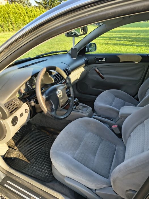 Passat B5FL 2.3 V5 170 4motion