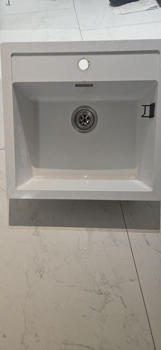 Zlewozmywak Frankre 56cm x 53cm Biały