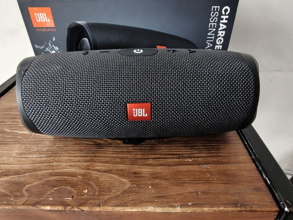 JBL Charge Essential 2 портативная колонка