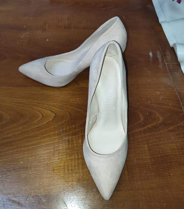 Sapatos elegantes