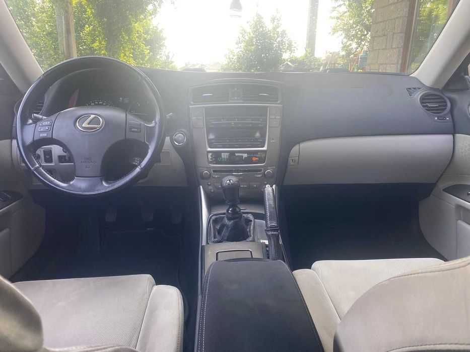 Lexus IS 220 d ( Variante ALE20(E) )