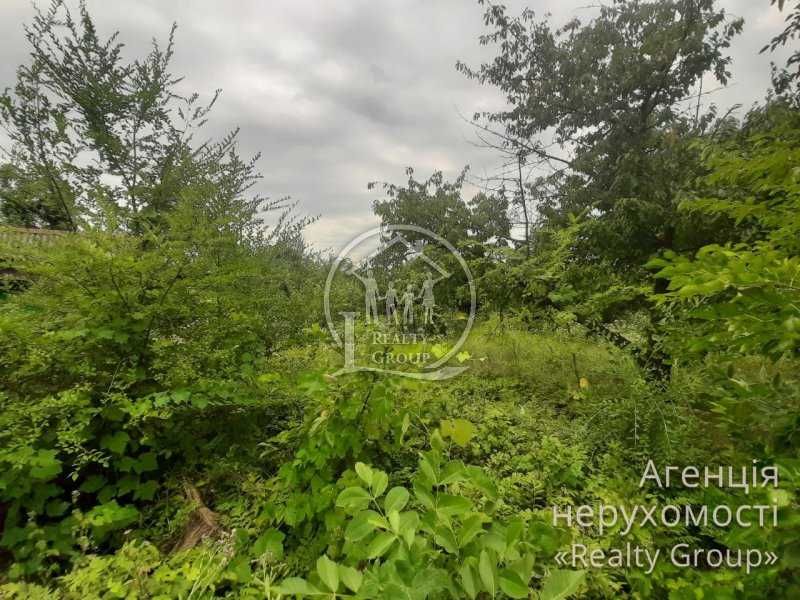 Продам дачну ділянку в центрально-міському  районі (Карачуни)