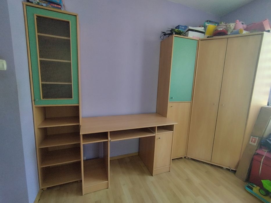 Komplet mebli młodzieżowy