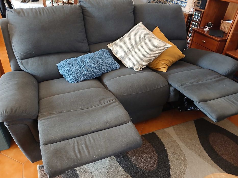 Sofá com 2 lugares relax