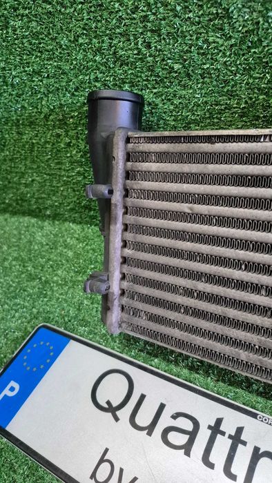 Intercooler Original Audi Volkswagen 1.8T 1.9 TDI Ref. 058.145805A em excelente estado