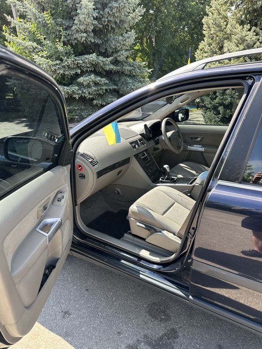 Продам VOLVO XC90