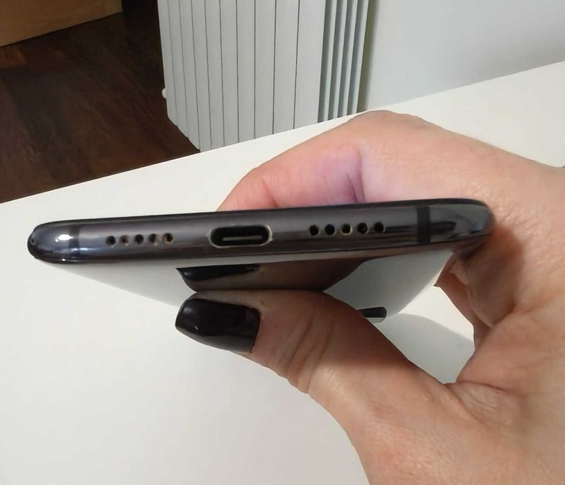 Xiaomi Mi 9 - 6 GB - 128 GB - Preto