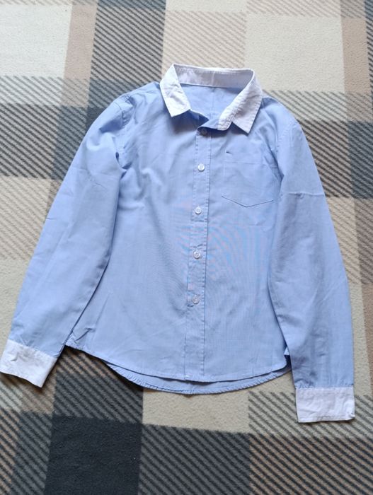 Гарна сорочка якісна тканина