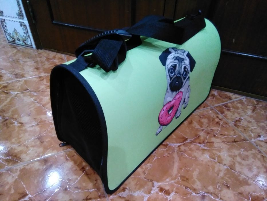 Transportadora para animais cão gato papagaio galinha periquito piurra casa quarto apartamento vivenda gabinete escritório carro