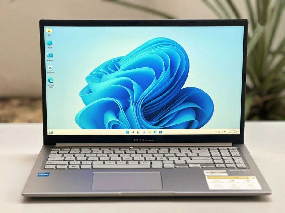 Portátil ASUS Vivobook F1505Za  Core i5-1235U  RAM: 16 GB - 512 GB SSD - 15.6'')