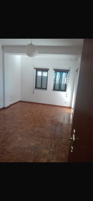 Apartamento T3, para arrendamento, GUARDA ( Urbanizacao Castelos Velhos)