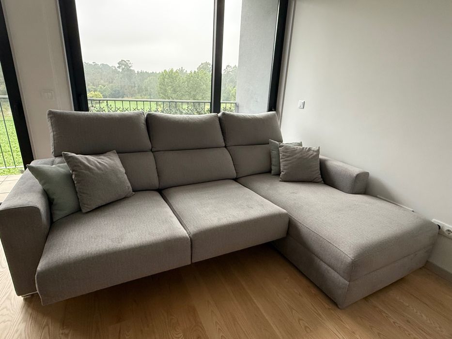 Sofá Chaise Longue Cinzento — 2,70m x 1,80m
