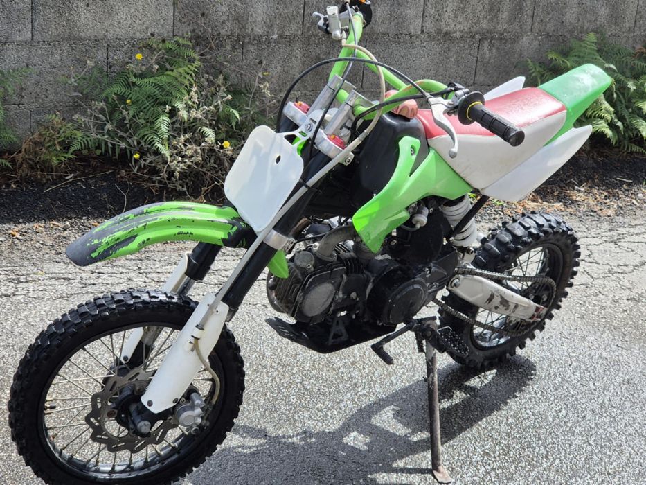 Pit bike em muito bom estado
