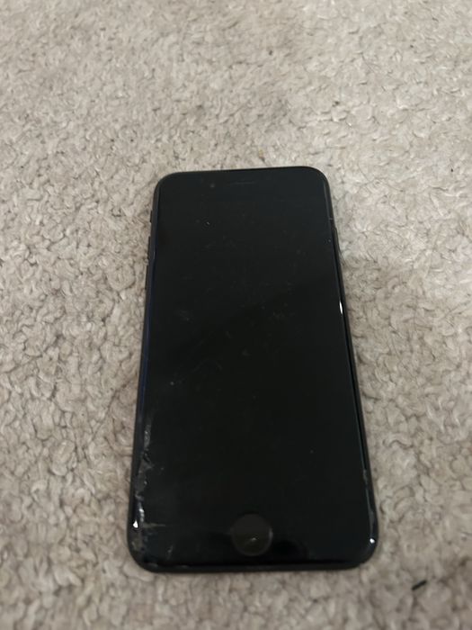 Iphone se 2020 preto 64gb