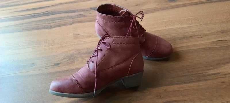 Botki w rozmiarze 36