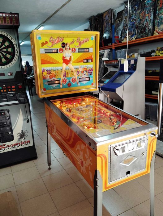 Fliper Pinball - Strikes and Spares