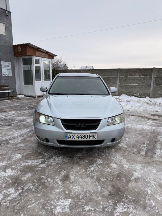 Продам Hyundai Sonata 2.0 газ/бензин