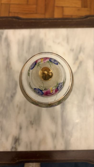 Jarra/Pote em porcelana pintada à mão