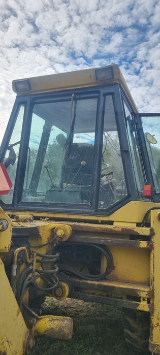 Retroescavadora Jcb 3cx