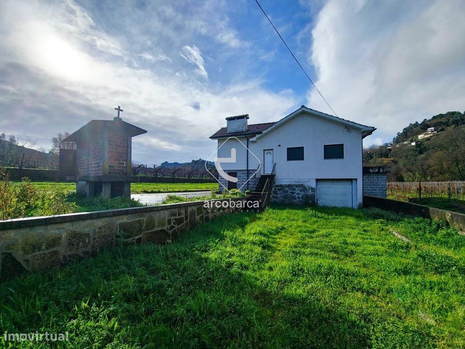 Moradia T2 com Moinhos e Terreno Plano – Cuide de Vila Verde, Ponte da