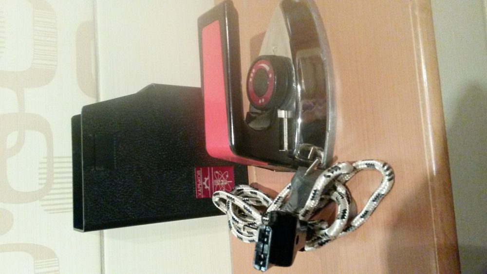 Утюг складывающийся дорожный